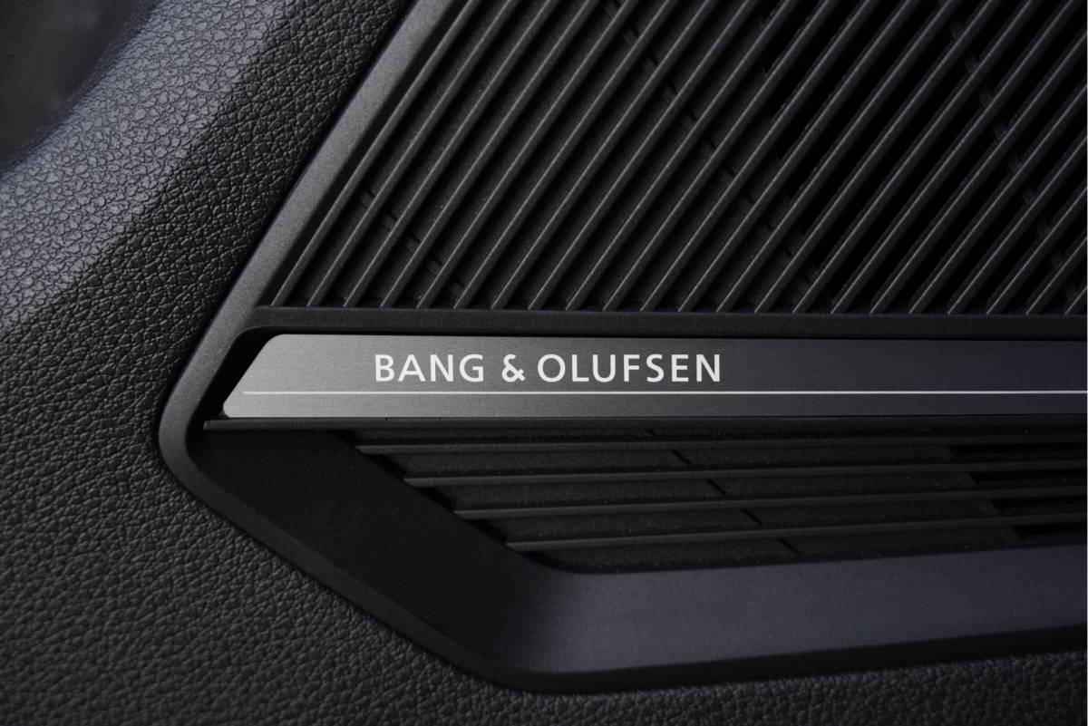 Audi Q2 Audi Q2 35 TFSI 150PK! Business Edition BJ2021 Lmv 17″ | Led V+A | Pdc | Navi | Afneembare trekhaak | App-Connect | Bang&Olufsen Audio | Virtual cockpit | Climate control | Cruise control | Getint glas