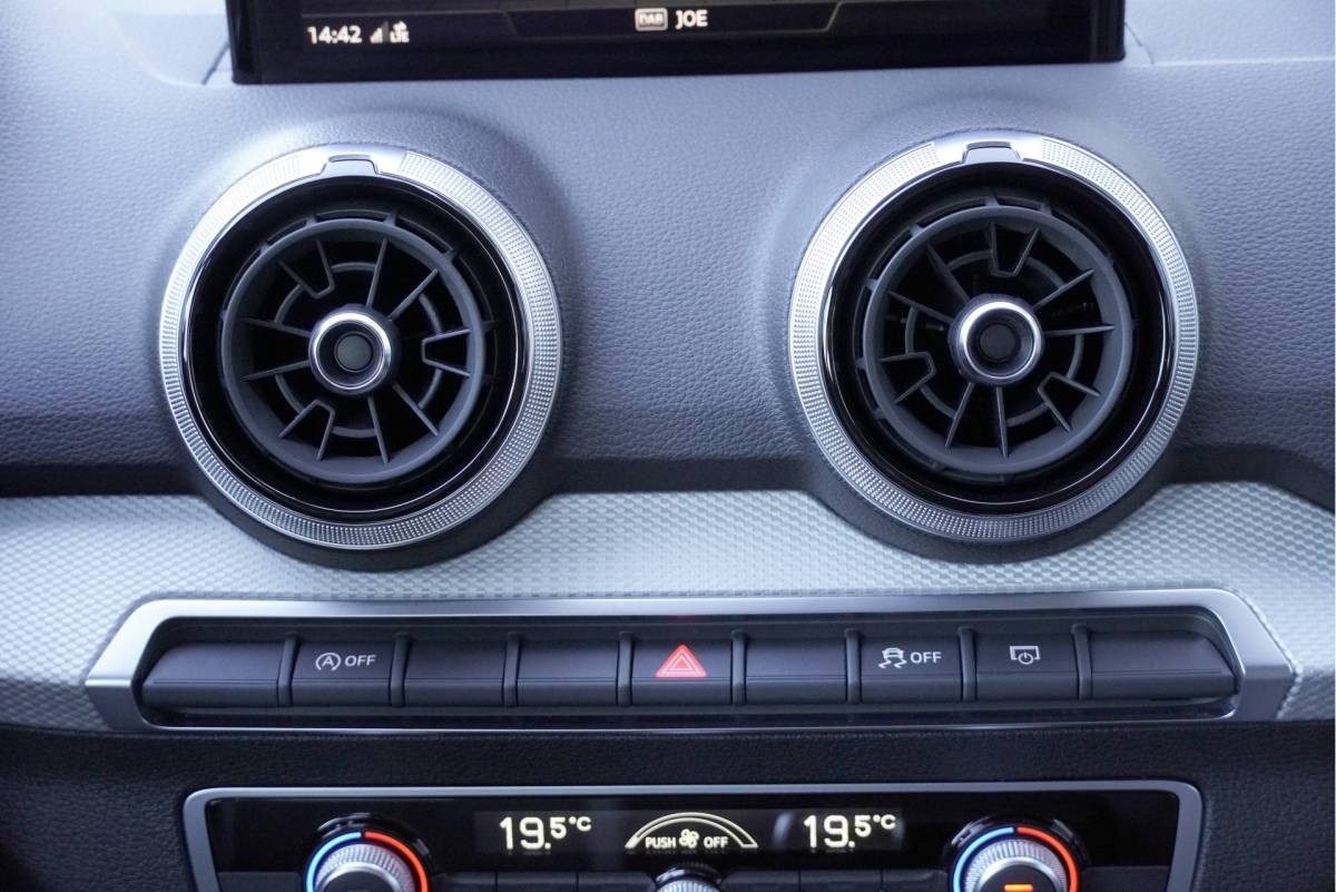 Audi Q2 Audi Q2 35 TFSI 150PK! Business Edition BJ2021 Lmv 17″ | Led V+A | Pdc | Navi | Afneembare trekhaak | App-Connect | Bang&Olufsen Audio | Virtual cockpit | Climate control | Cruise control | Getint glas