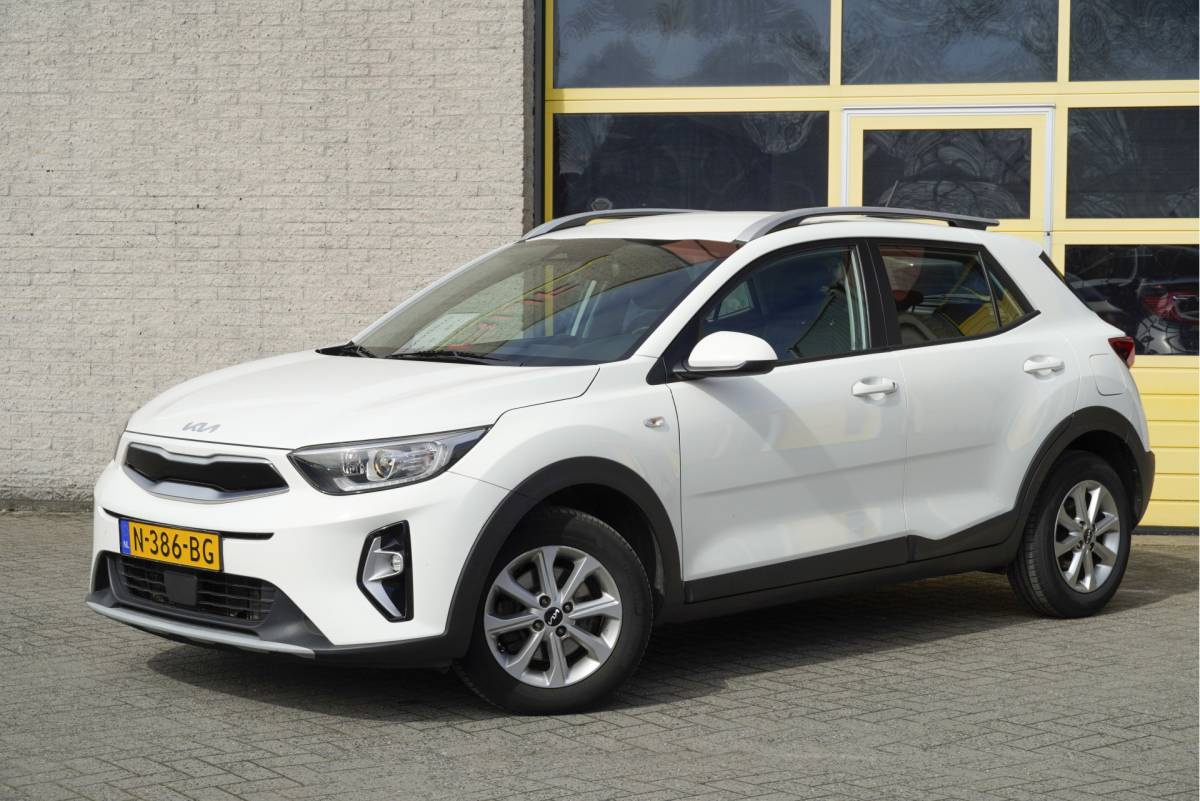 Kia Stonic Kia Stonic 1.0 T-GDi MHEV DynamicLine BJ2021 Lmv 15″ | Led | App-Connect | Achteruitrijcamera | Airco | Cruise control | Getint glas