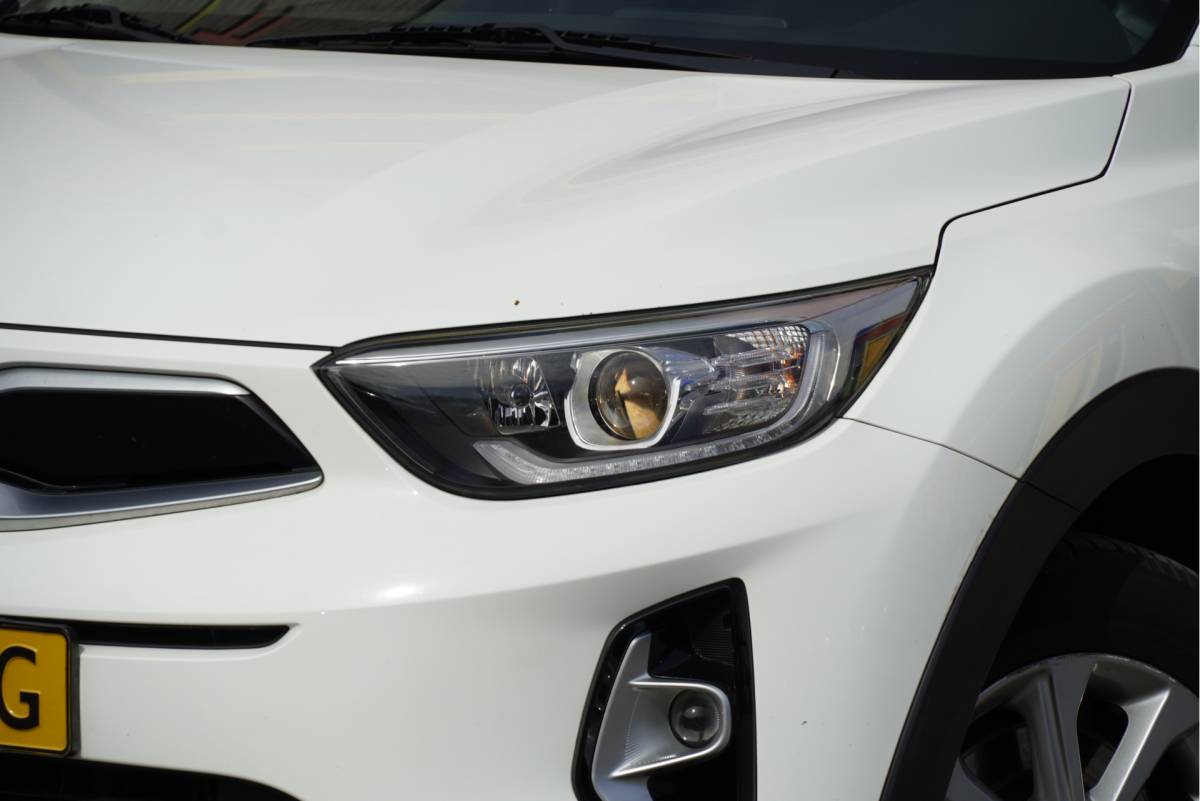 Kia Stonic Kia Stonic 1.0 T-GDi MHEV DynamicLine BJ2021 Lmv 15″ | Led | App-Connect | Achteruitrijcamera | Airco | Cruise control | Getint glas