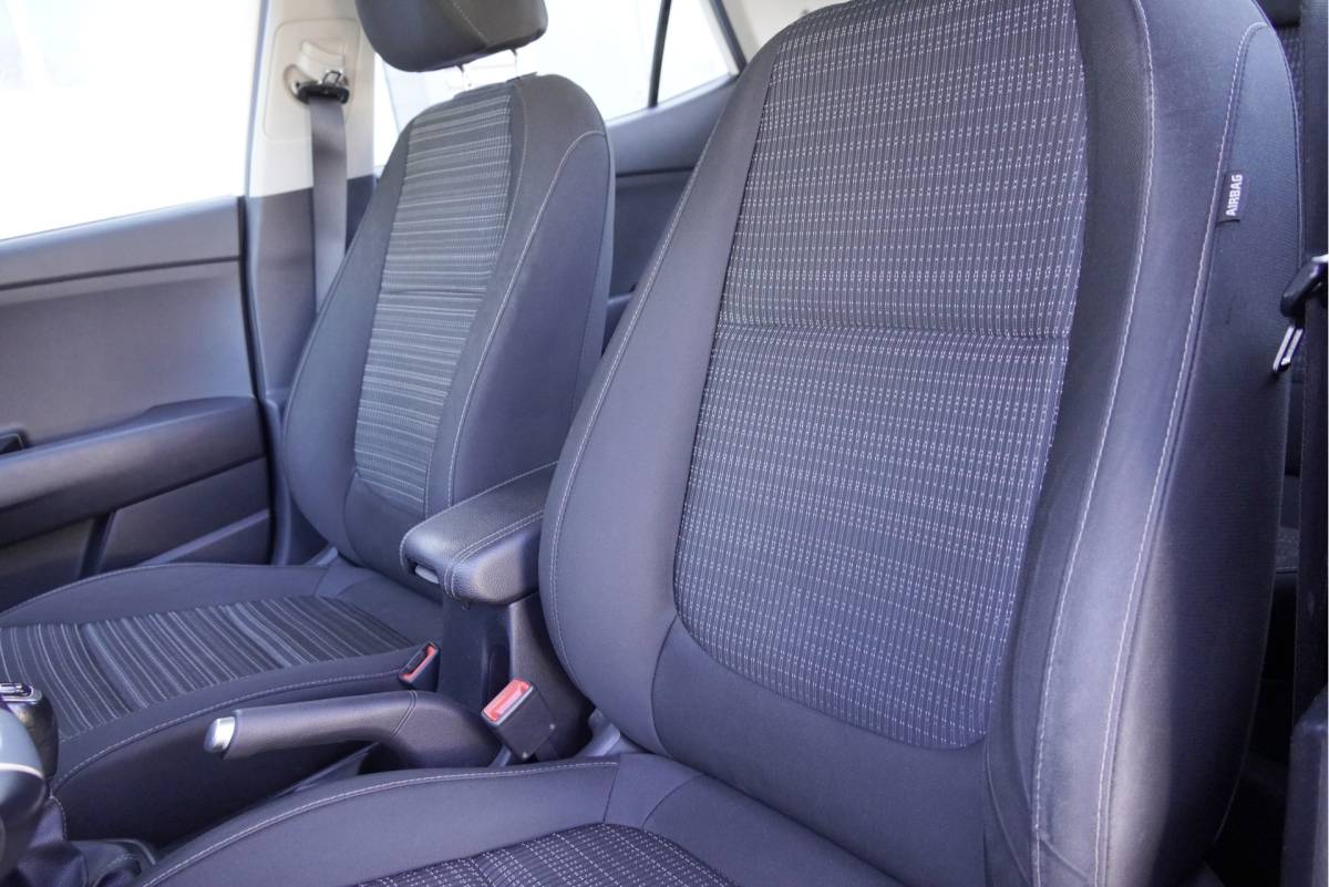 Kia Stonic Kia Stonic 1.0 T-GDi MHEV DynamicLine BJ2021 Lmv 15″ | Led | App-Connect | Achteruitrijcamera | Airco | Cruise control | Getint glas
