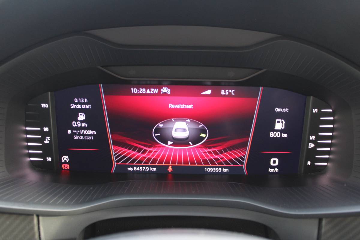 Škoda Kodiaq ŠKODA Kodiaq 1.5 TSI Sportline Panoramadak Leer/Alcantara Camera Full-Led