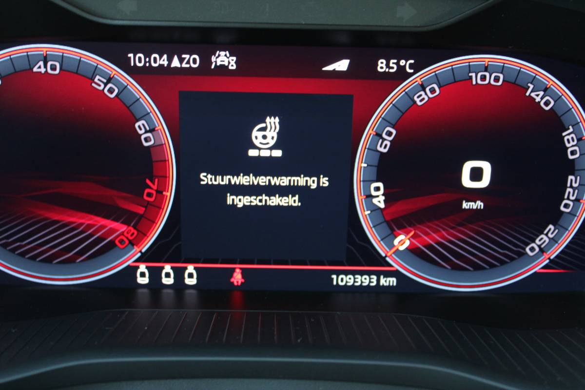Škoda Kodiaq ŠKODA Kodiaq 1.5 TSI Sportline Panoramadak Leer/Alcantara Camera Full-Led