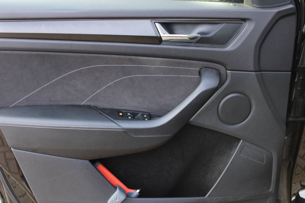 Škoda Kodiaq ŠKODA Kodiaq 1.5 TSI Sportline Panoramadak Leer/Alcantara Camera Full-Led