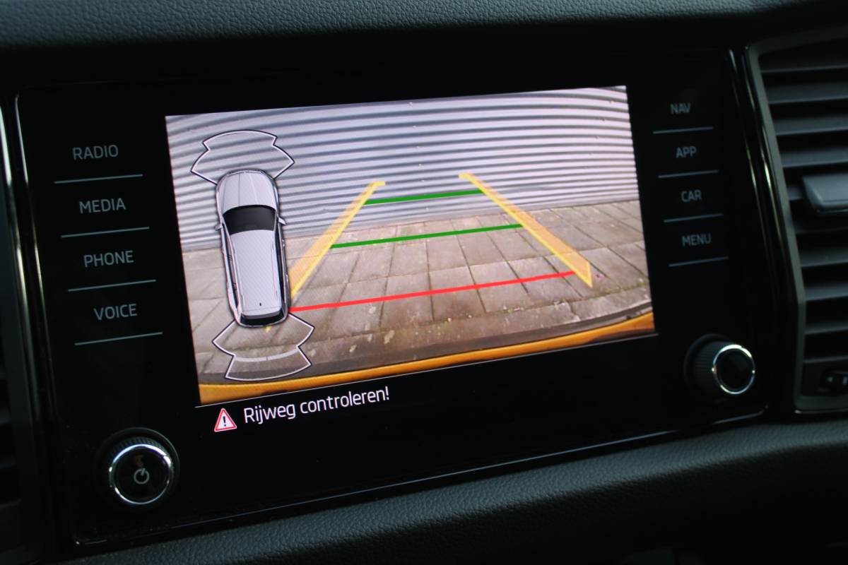Škoda Kodiaq ŠKODA Kodiaq 1.5 TSI Sportline Panoramadak Leer/Alcantara Camera Full-Led