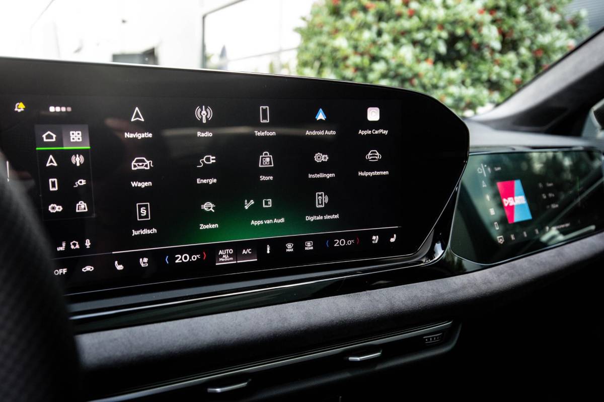 Audi A6 Audi A6 Avant 2.0 e-hybrid quattro S edition Competition