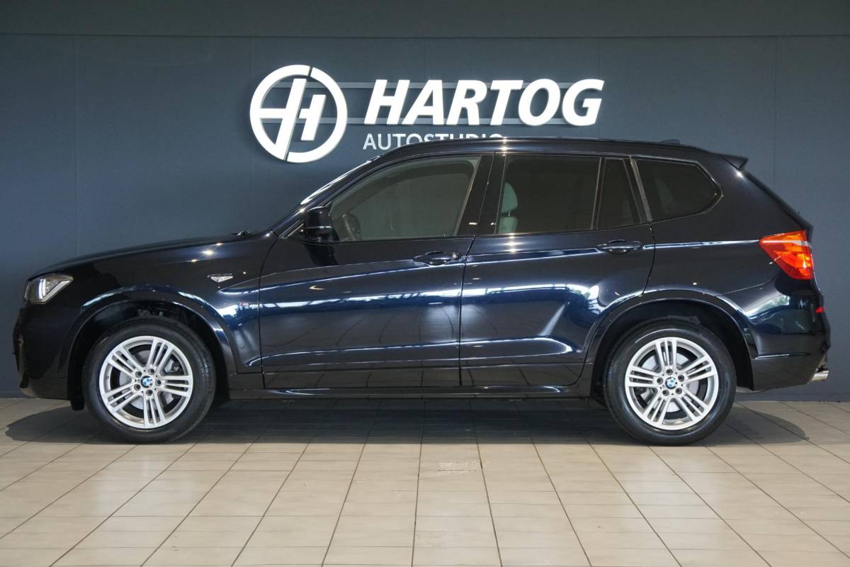 BMW X3 BMW X3 sDrive20i Centennial High Executive M SPORT * facelift* + 2400KG TREKGEWICHT / CAMERA