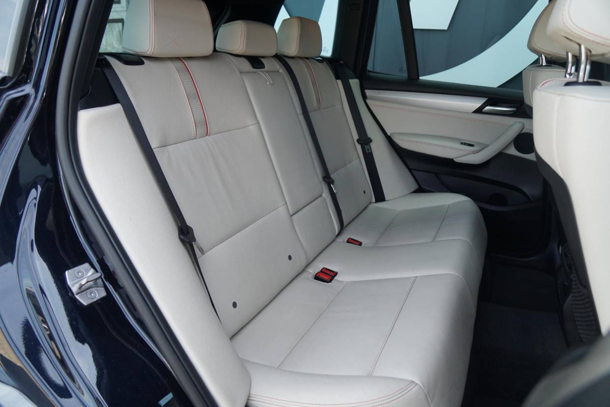 BMW X3 BMW X3 sDrive20i Centennial High Executive M SPORT * facelift* + 2400KG TREKGEWICHT / CAMERA