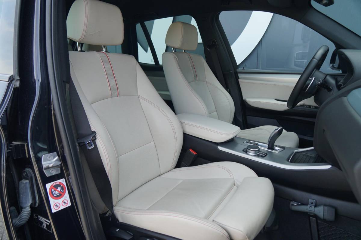 BMW X3 BMW X3 sDrive20i Centennial High Executive M SPORT * facelift* + 2400KG TREKGEWICHT / CAMERA
