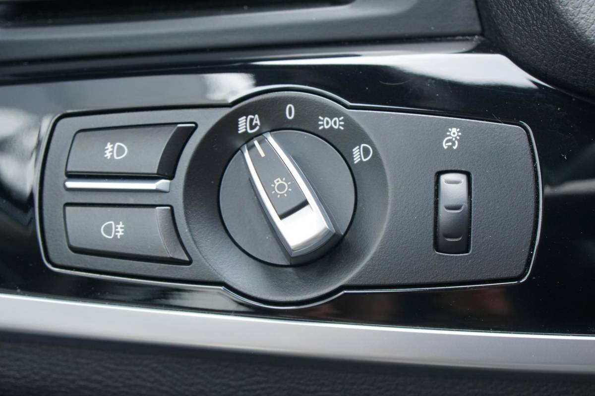 BMW X3 BMW X3 sDrive20i Centennial High Executive M SPORT * facelift* + 2400KG TREKGEWICHT / CAMERA