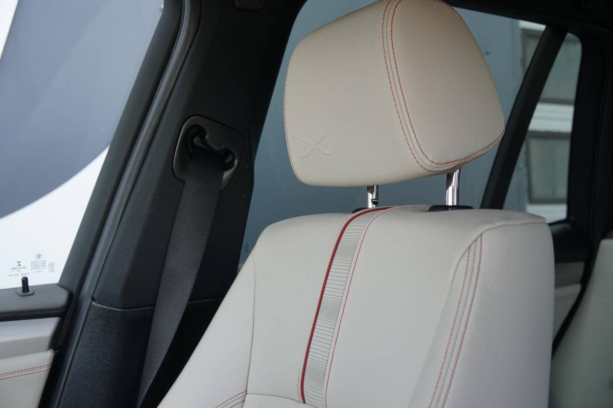BMW X3 BMW X3 sDrive20i Centennial High Executive M SPORT * facelift* + 2400KG TREKGEWICHT / CAMERA