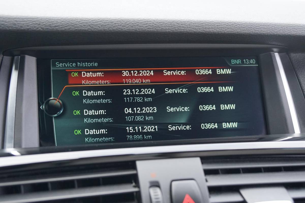BMW X3 BMW X3 sDrive20i Centennial High Executive M SPORT * facelift* + 2400KG TREKGEWICHT / CAMERA