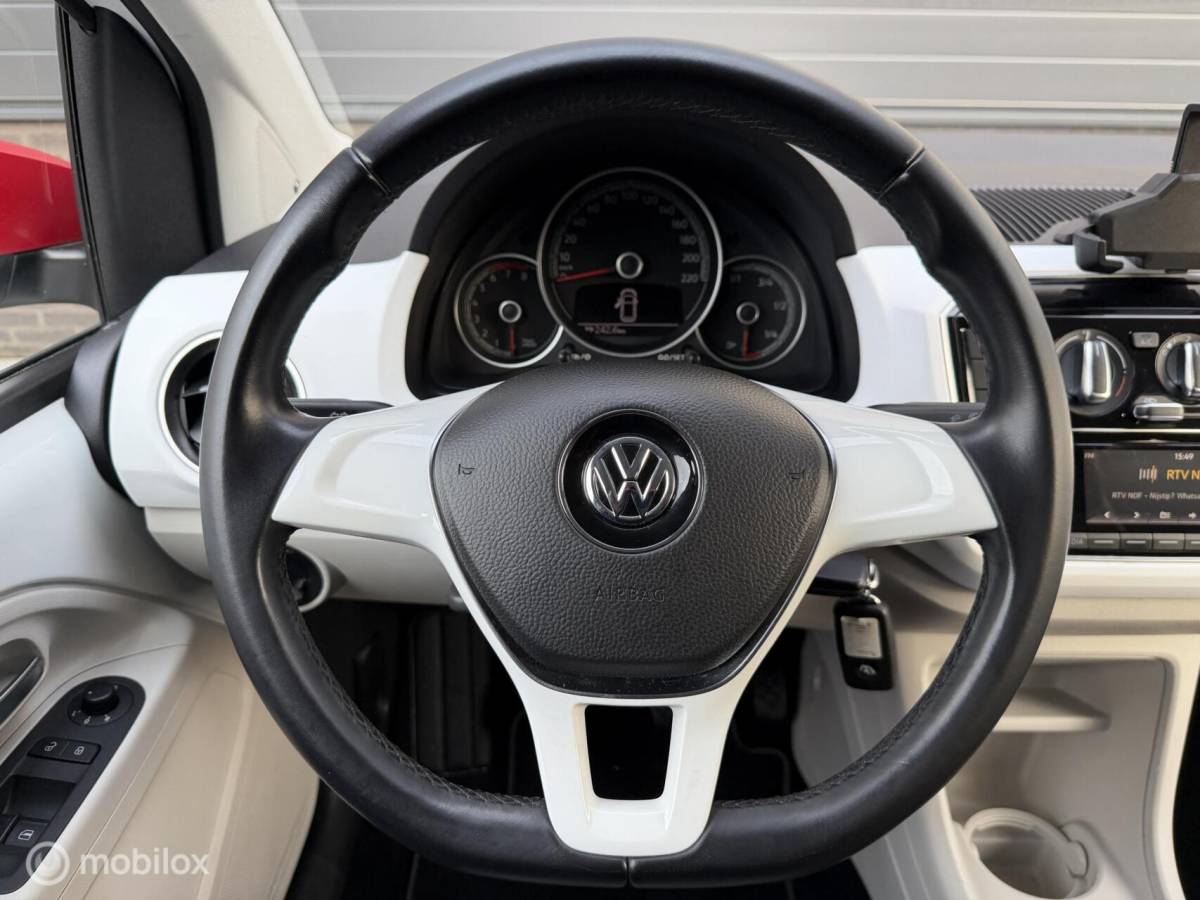 Volkswagen up! Volkswagen Up! 1.0 TSI! BMT UP! BEATS AIRCO*STOELVEW*PDC*LMV