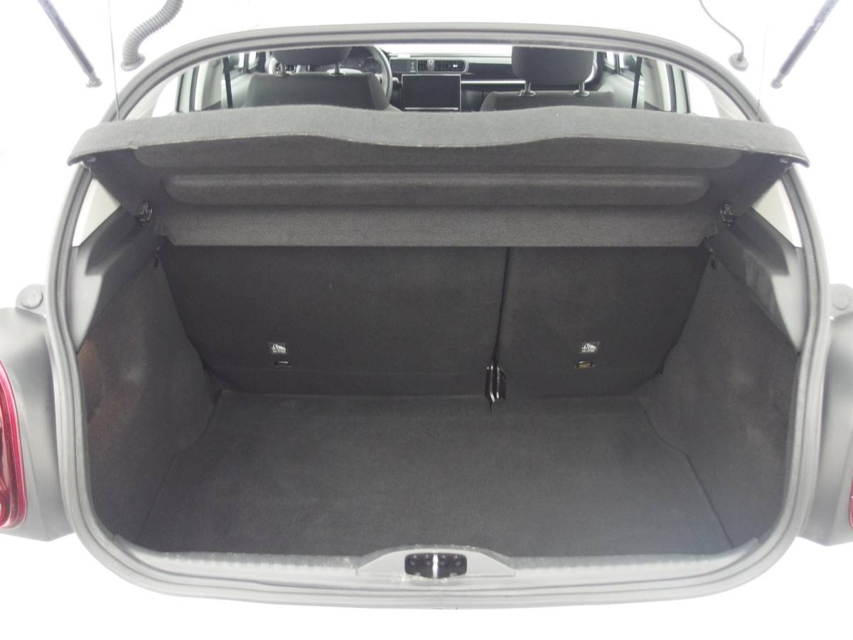 Citroën C3 Citroen C3 1.6 BlueHDi Feel CARPLAY / NAVI / CLIMA / PDC / BLUETOOTH / CRUISE / NL-AUTO