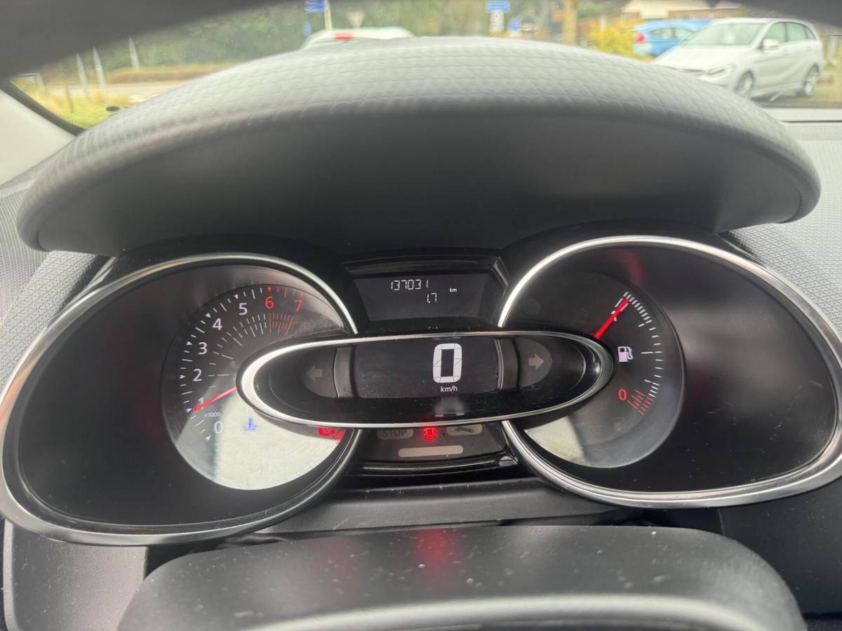 Renault Clio Renault Clio Estate 0.9 TCe Limited bose navi camera limited