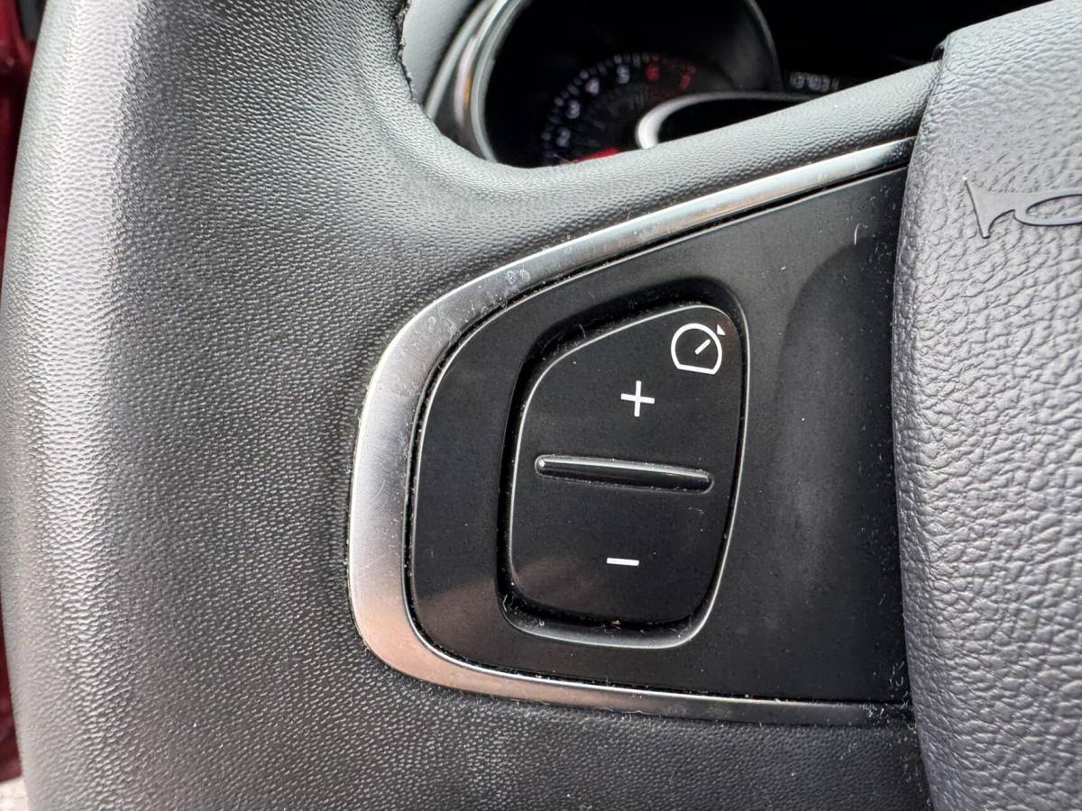 Renault Clio Renault Clio Estate 0.9 TCe Limited bose navi camera limited