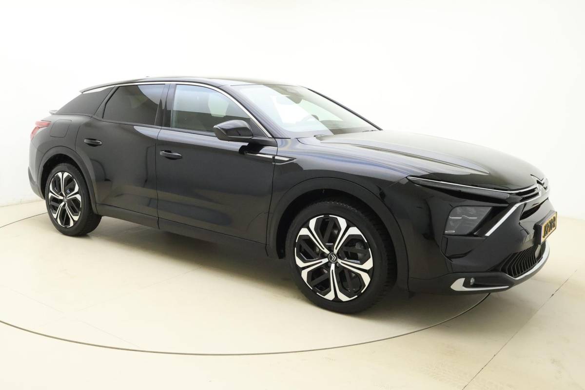 Citroën C5 X Citroen C5 X 1.6 Plug-in Hybrid 225 Shine Automaat | Navigatie | Stoel & Stuurverwarming | Keyless | Lederen bekleding | Massage stoelen | Extra getint glas | Camera