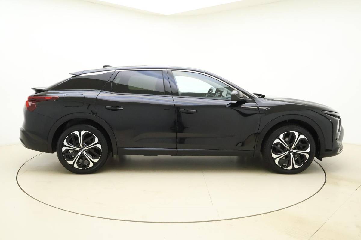 Citroën C5 X Citroen C5 X 1.6 Plug-in Hybrid 225 Shine Automaat | Navigatie | Stoel & Stuurverwarming | Keyless | Lederen bekleding | Massage stoelen | Extra getint glas | Camera