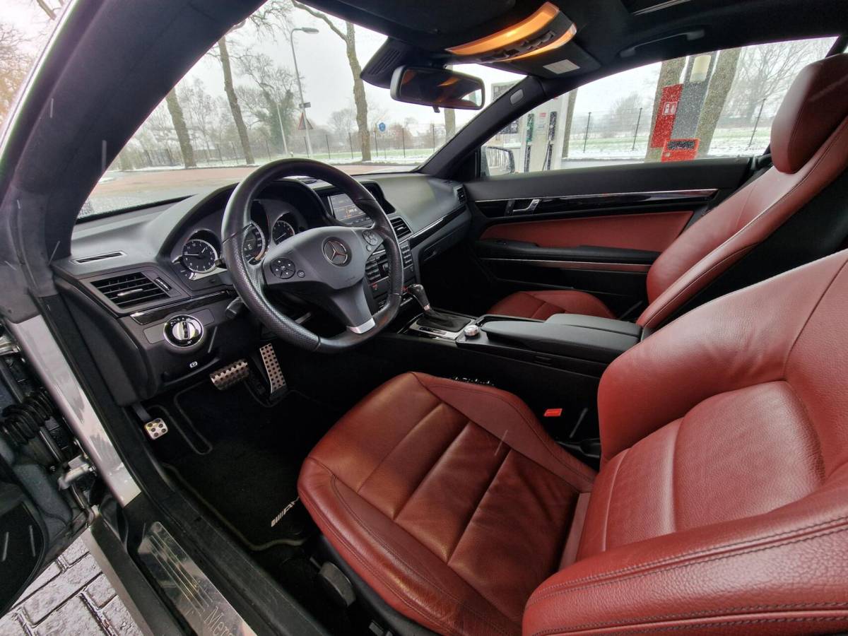 Mercedes-Benz E-Klasse Mercedes E-klasse Coupé 250 CGI Avantgarde AMG|Pano|Leder|ILS-koplampen|Breedset|