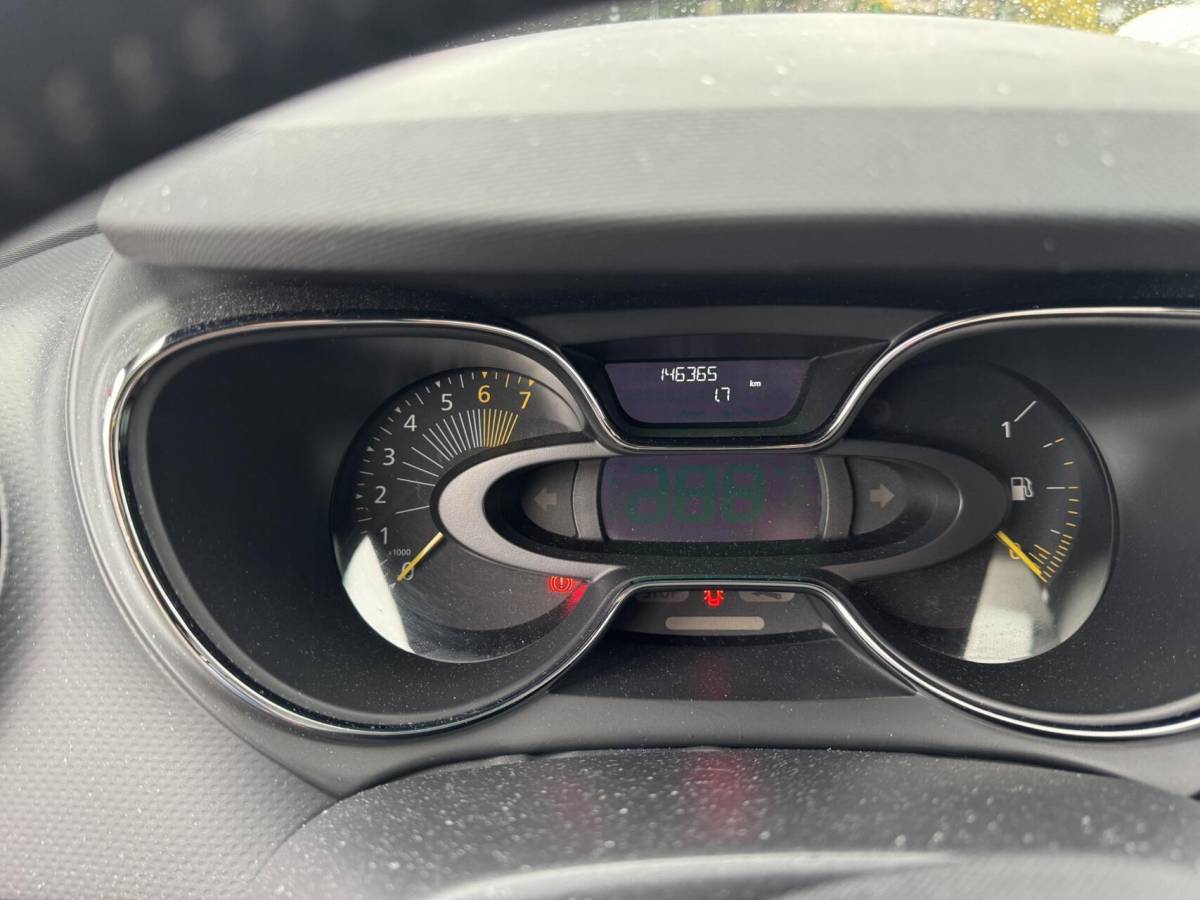 Renault Captur Renault Captur 0.9 TCe Dynamique 17 inch camera trekhaah boekjes
