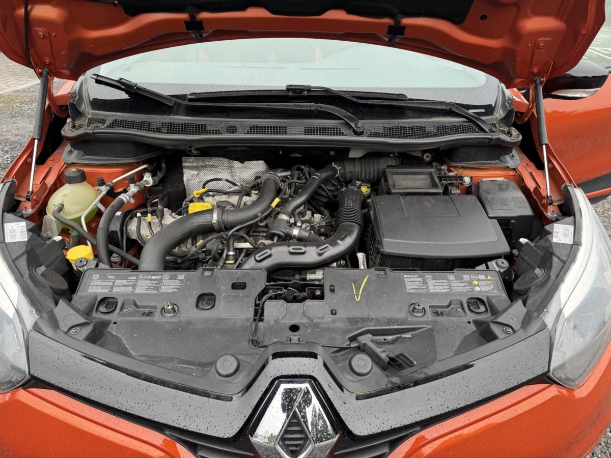 Renault Captur Renault Captur 0.9 TCe Dynamique 17 inch camera trekhaah boekjes