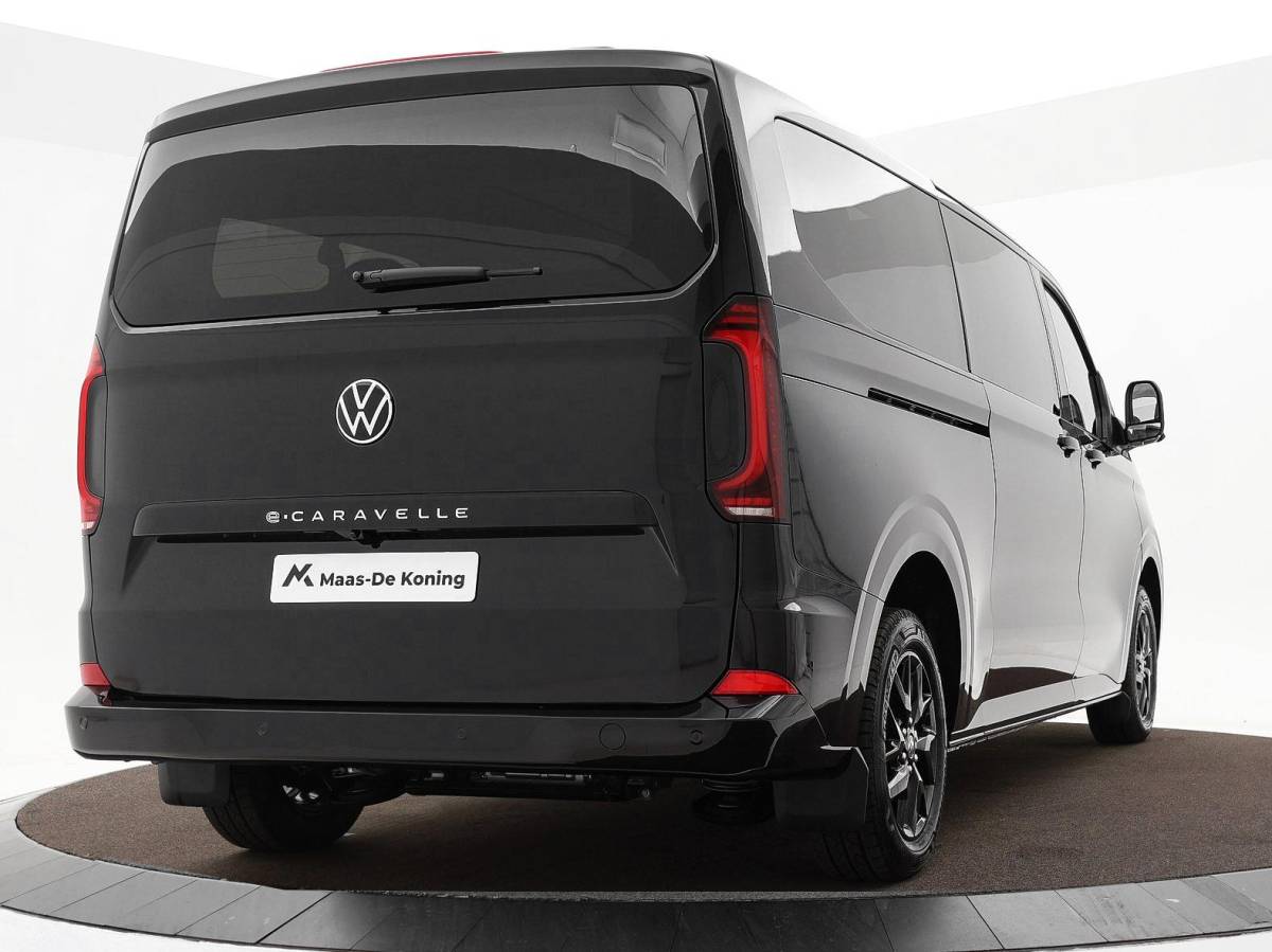 Volkswagen Caravelle Volkswagen Bedrijfswagens Caravelle Style 70kWh / 218pk L2 · 8-zits · 734104
