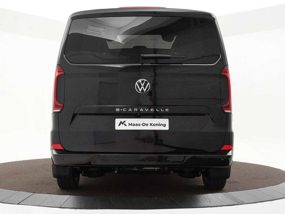 Volkswagen Caravelle Volkswagen Bedrijfswagens Caravelle Style 70kWh / 218pk L2 · 8-zits · 734104