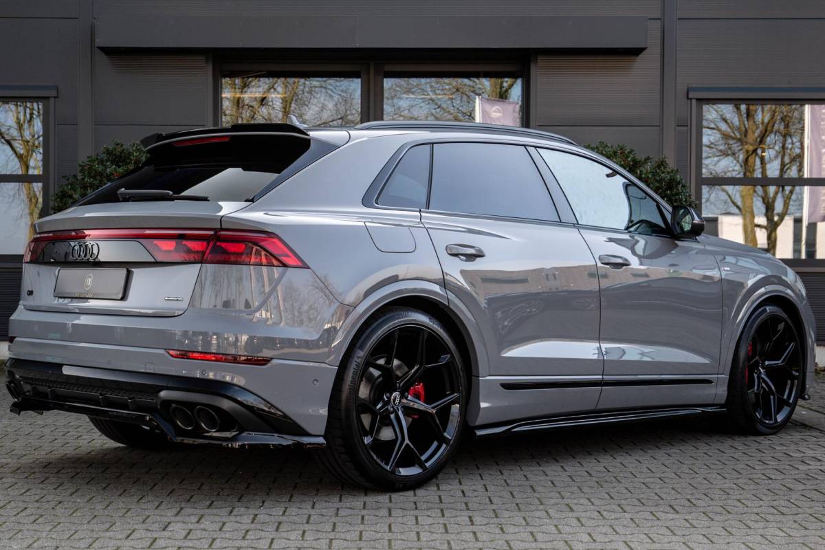 Audi Q8 Audi Q8 60 TFSI e Competition 490pk, Nardo, Full-options 2026