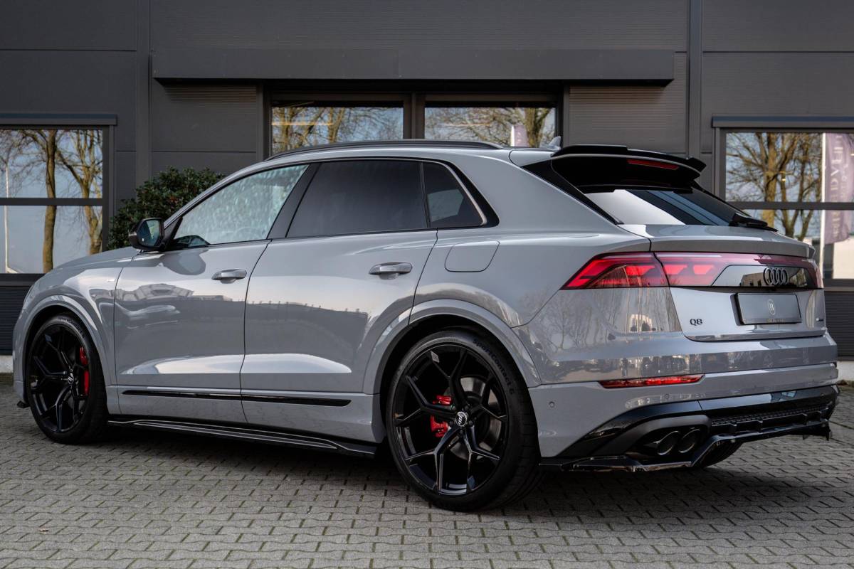 Audi Q8 Audi Q8 60 TFSI e Competition 490pk, Nardo, Full-options 2026