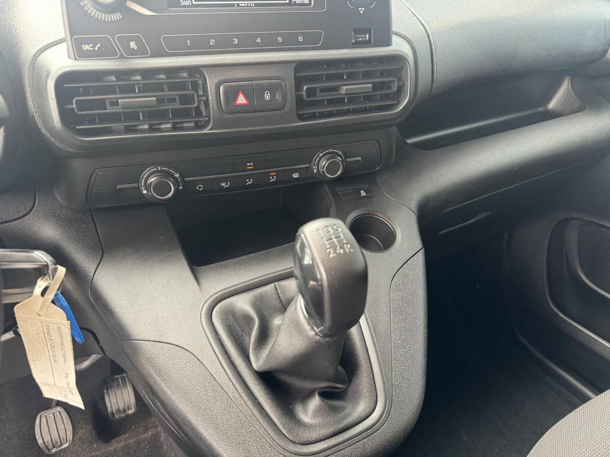 Opel Combo Opel Combo 1.5D L1H1 Edition AIRCO / CRUISE CONTROLE / EURO 6 / DEALER ONDERHOUDEN