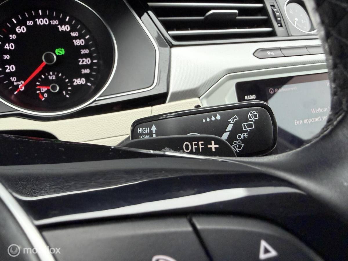 Volkswagen Passat Volkswagen Passat Variant 1.4 TSI ACT DSG CFL ADABCR*CARPLAY*HAAK