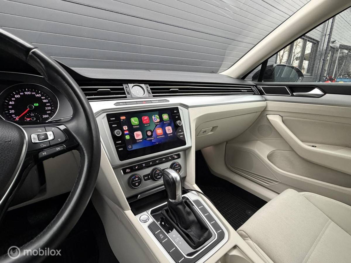 Volkswagen Passat Volkswagen Passat Variant 1.4 TSI ACT DSG CFL ADABCR*CARPLAY*HAAK