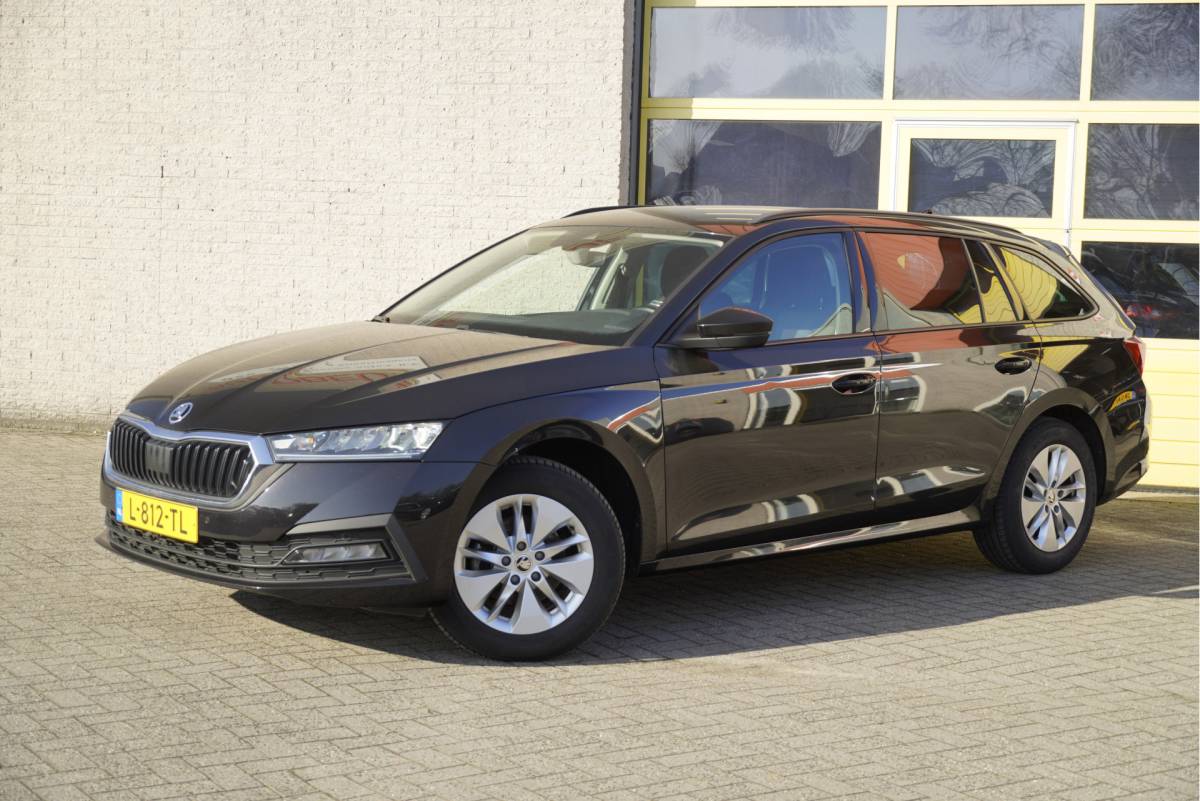 Škoda Octavia ŠKODA Octavia Combi 1.0 TSI Business Edition BJ2021 Lmv 16″ | Led V+A | Pdc | Navi | Dynamische knipperlichten | Elek. achterklep | App-Connect | Dashboard verlichting | Virtual cockpit | Climate control | Cruise control | Extra getint glas