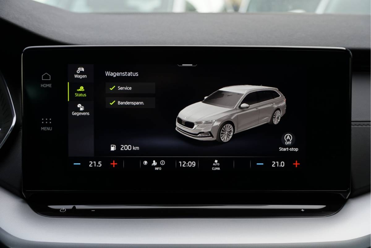 Škoda Octavia ŠKODA Octavia Combi 1.0 TSI Business Edition BJ2021 Lmv 16″ | Led V+A | Pdc | Navi | Dynamische knipperlichten | Elek. achterklep | App-Connect | Dashboard verlichting | Virtual cockpit | Climate control | Cruise control | Extra getint glas