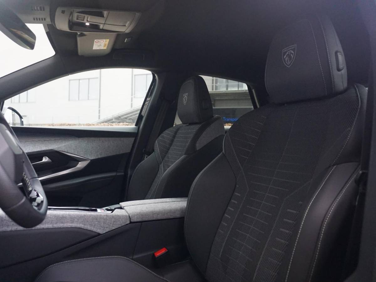 Peugeot 3008 Peugeot 3008 1.2 Hybrid 145 GT | 360 Vision & Drive Assist Plus Pack |