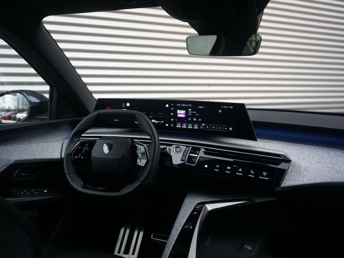 Peugeot 3008 Peugeot 3008 1.2 Hybrid 145 GT | 360 Vision & Drive Assist Plus Pack |
