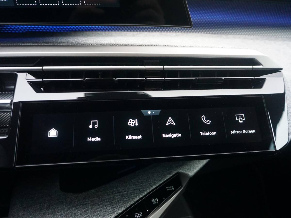 Peugeot 3008 Peugeot 3008 1.2 Hybrid 145 GT | 360 Vision & Drive Assist Plus Pack |