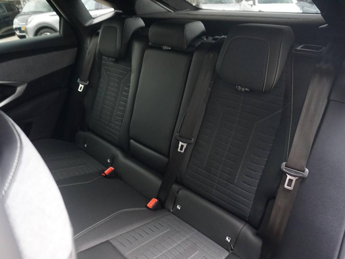 Peugeot 3008 Peugeot 3008 1.2 Hybrid 145 GT | 360 Vision & Drive Assist Plus Pack |