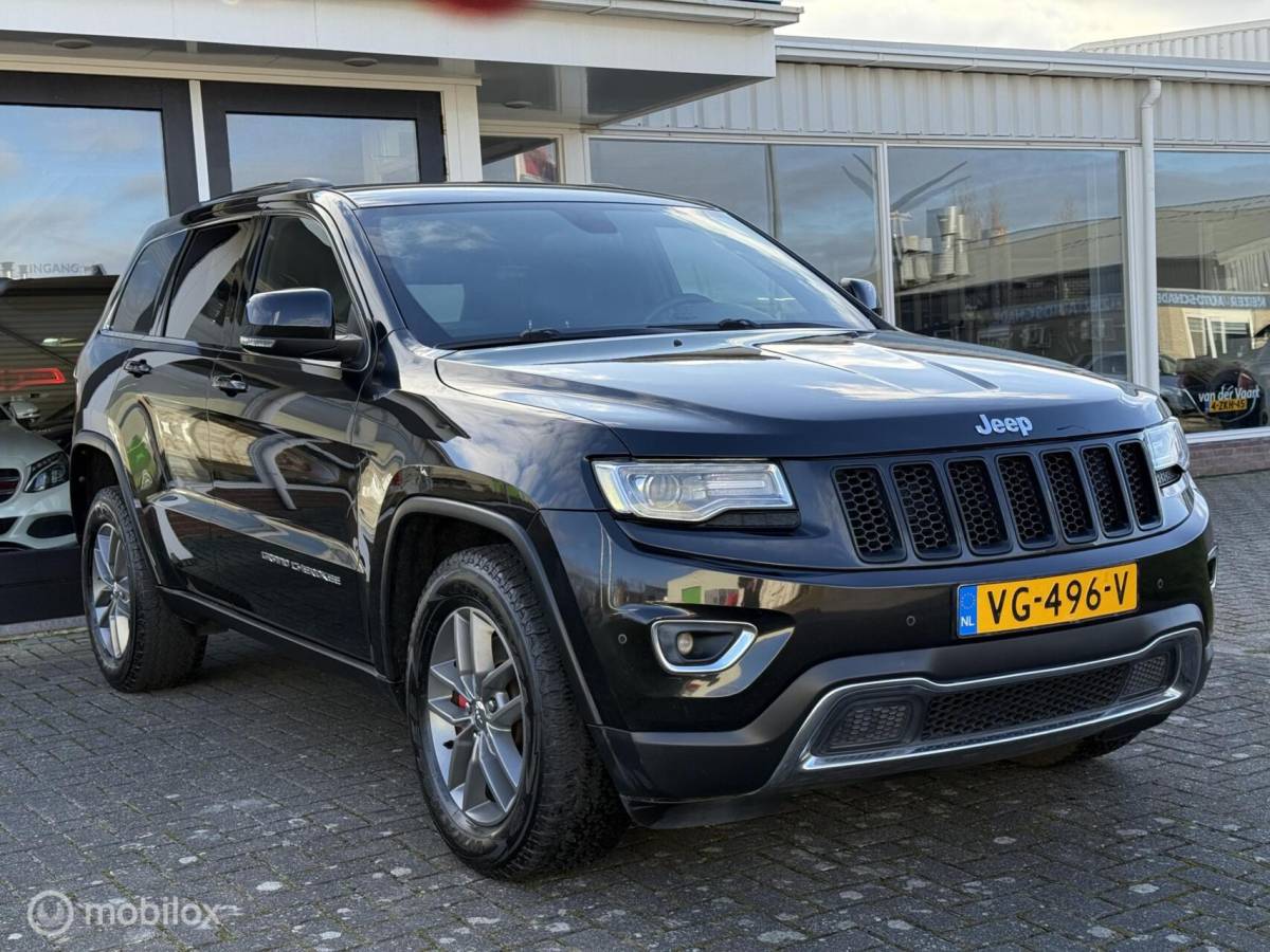 Jeep Grand Cherokee Jeep Grand Cherokee 3.0 CRD Laredo / Grijs kenteken / Leder
