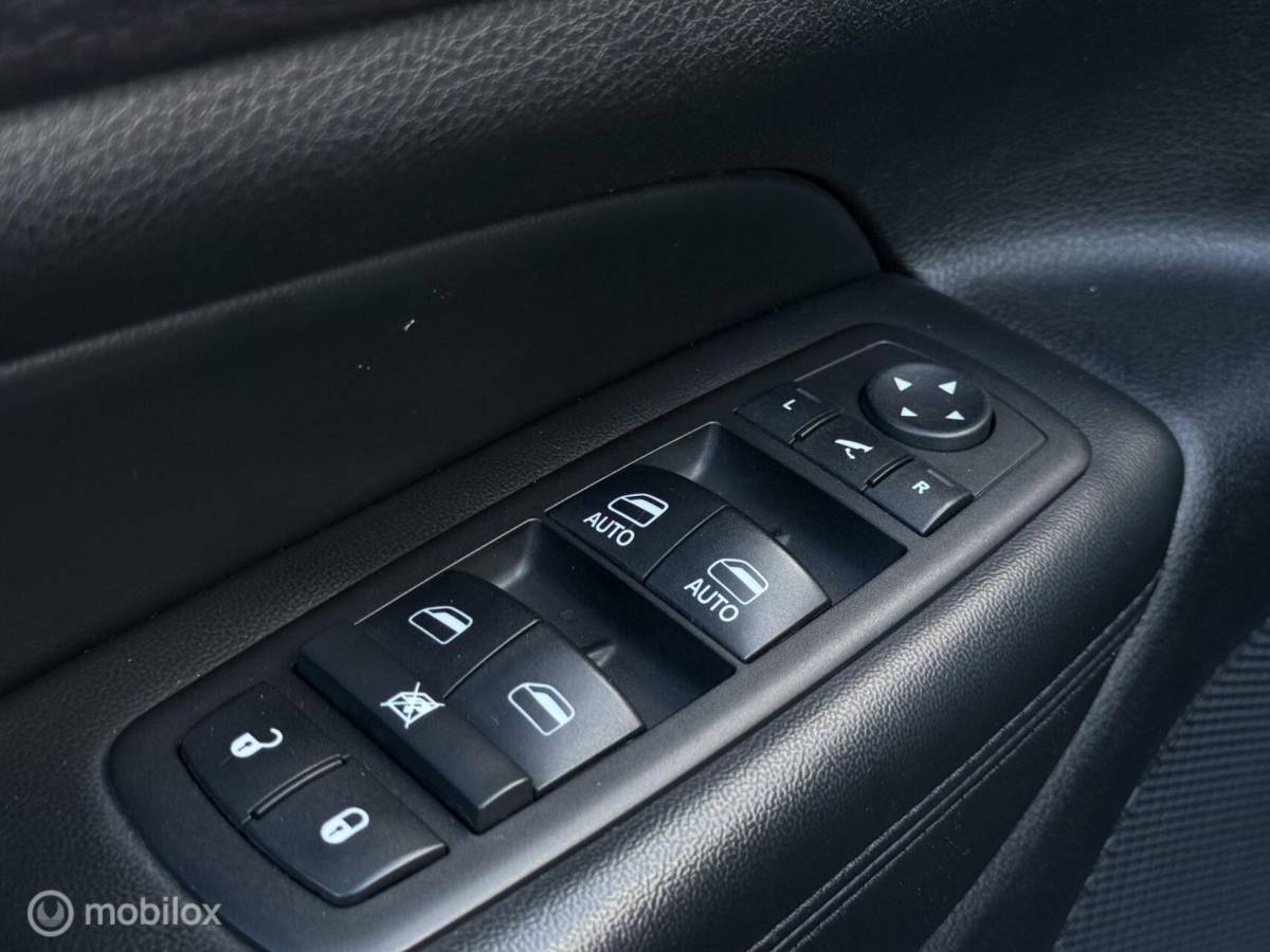 Jeep Grand Cherokee Jeep Grand Cherokee 3.0 CRD Laredo / Grijs kenteken / Leder