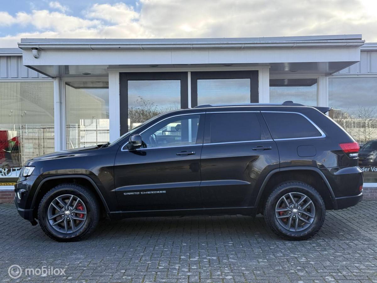 Jeep Grand Cherokee Jeep Grand Cherokee 3.0 CRD Laredo / Grijs kenteken / Leder