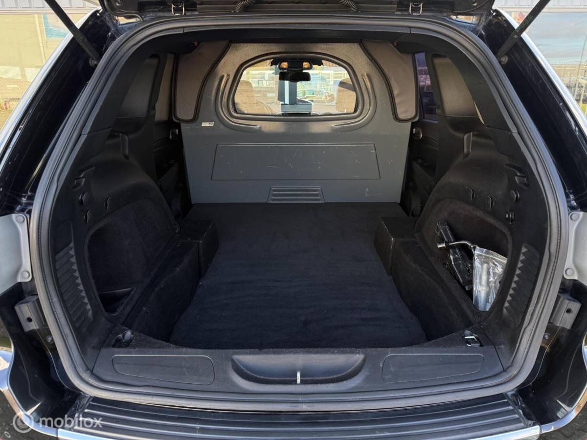 Jeep Grand Cherokee Jeep Grand Cherokee 3.0 CRD Laredo / Grijs kenteken / Leder