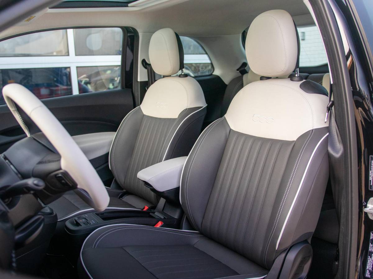 Fiat 500 Fiat 500 Hybrid La Prima | Clima | LED | PDC | JBL Premium Audio | 17″ | Camera | Canneloni Ivory/Piombo interieur