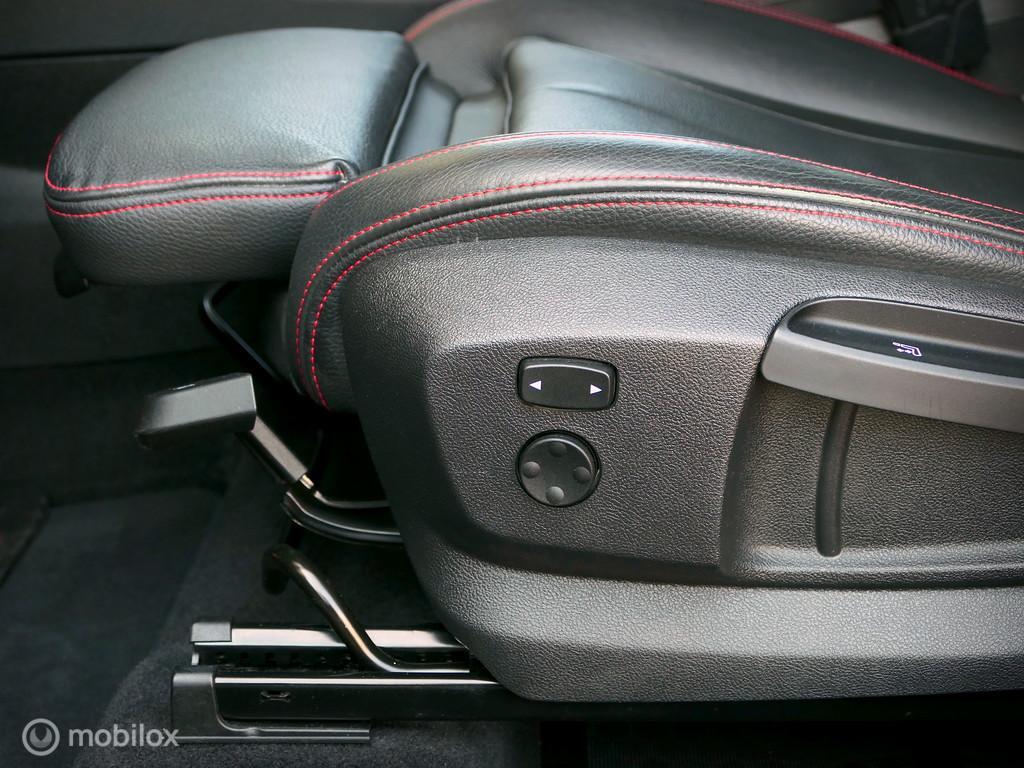 BMW 2 Serie BMW 2-serie Active Tourer 225XE Sport Line – leer – LED – 18 inch