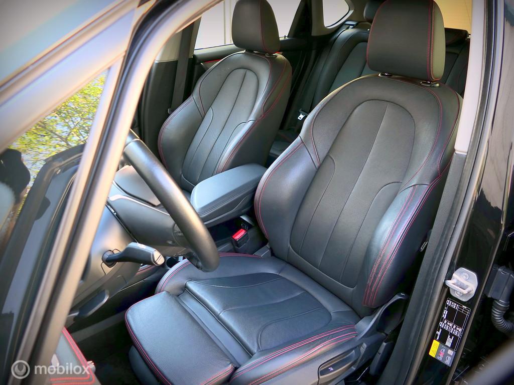 BMW 2 Serie BMW 2-serie Active Tourer 225XE Sport Line – leer – LED – 18 inch