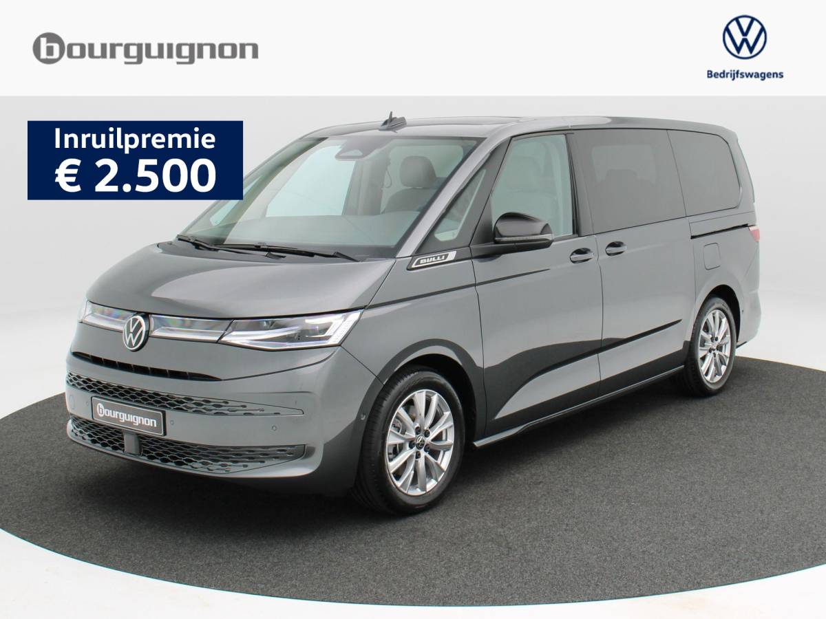 Volkswagen Multivan Volkswagen Bedrijfswagens Multivan Bulli L2 1.5 eHybrid EU6 180 kW/245pk DSG 4Motion | Incl BTW/BPM | 7 zitplaatsen vis-a-vis | Trekhaak | Stoelverwarming | Verlaagd onderstel dynamisch | 19″ Halmstad lichtmetaal  l Wordt verwacht 2 maart |