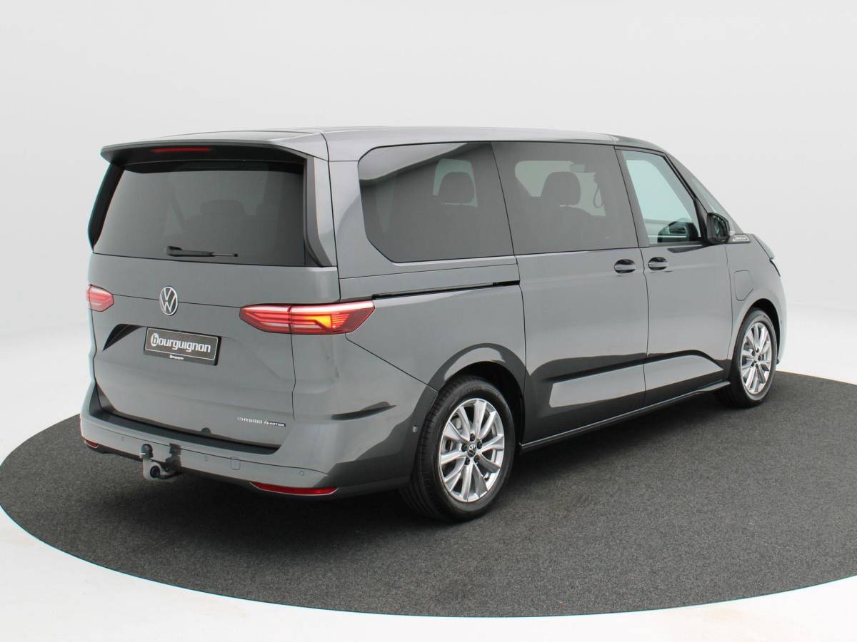 Volkswagen Multivan Volkswagen Bedrijfswagens Multivan Bulli L2 1.5 eHybrid EU6 180 kW/245pk DSG 4Motion | Incl BTW/BPM | 7 zitplaatsen vis-a-vis | Trekhaak | Stoelverwarming | Verlaagd onderstel dynamisch | 19″ Halmstad lichtmetaal  l Wordt verwacht 2 maart |