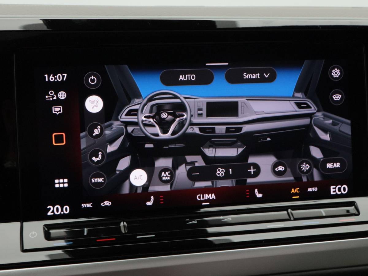 Volkswagen Multivan Volkswagen Bedrijfswagens Multivan Bulli L2 1.5 eHybrid EU6 180 kW/245pk DSG 4Motion | Incl BTW/BPM | 7 zitplaatsen vis-a-vis | Trekhaak | Stoelverwarming | Verlaagd onderstel dynamisch | 19″ Halmstad lichtmetaal  l Wordt verwacht 2 maart |