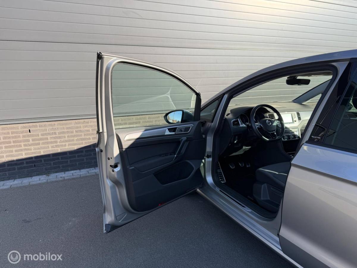 Volkswagen Golf Sportsvan Volkswagen Golf Sportsvan 1.2 TSI ALLSTAR CLIMA*CRUISE*PDC