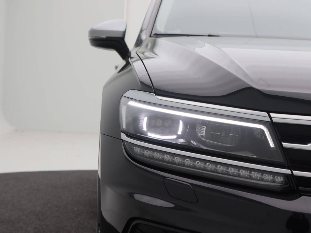 Volkswagen Tiguan Allspace Volkswagen Tiguan Allspace 1.5 TSi 150 Pk Automaat Elegance 7-Persoons | Adaptive Cruise | Full Led | Camera | Stoel Verwarming | 18 Inch | 33.070 Km!!